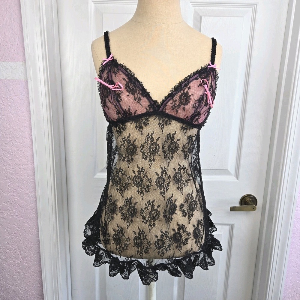 Victoria's Secret Sexy Little Things‎ Lace Babydoll Peek a Boo Nightie Size M